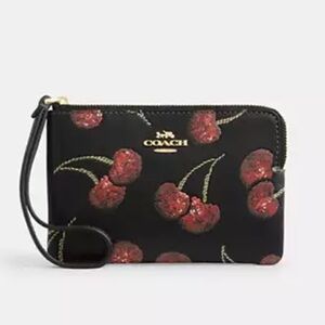 NWT coach!! Corner Zip Wristlet With Cherry Print 🍒🖤